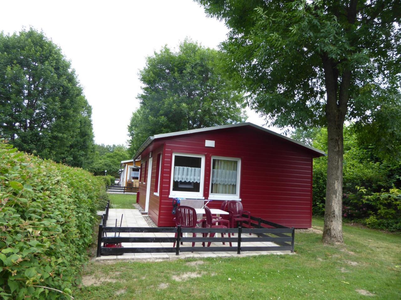 Feriendorf Boeker Muehle Exteriör bild